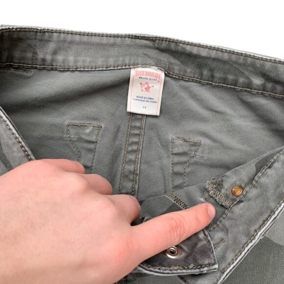 Vintage True Religion Jeans Size 29 CARGO LEGGINGS Camo - Picture 4 of 6